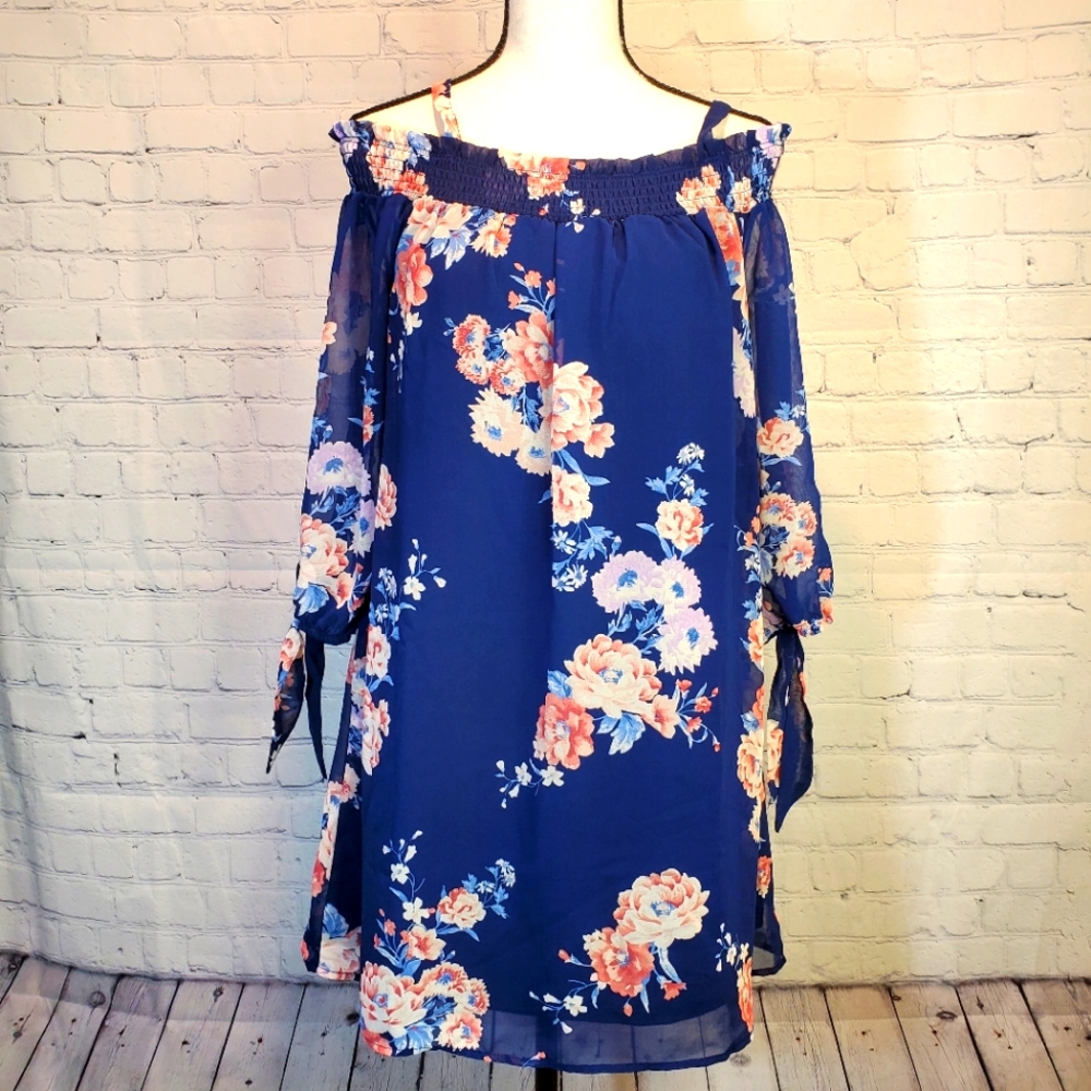 Boho Floral Dress Size Medium